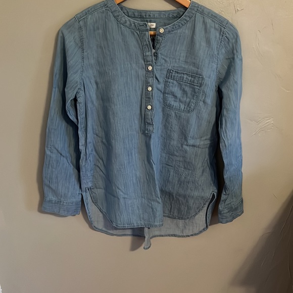 LOFT softened denim top - Picture 3 of 9